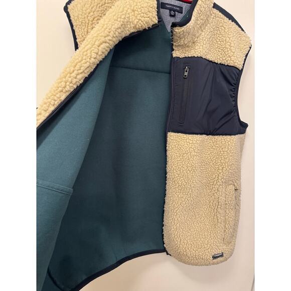 Tommy Hilfiger Men's Sherpa Beige and Navy Zip up Vest XL Contrast Colorblock - Picture 4 of 6